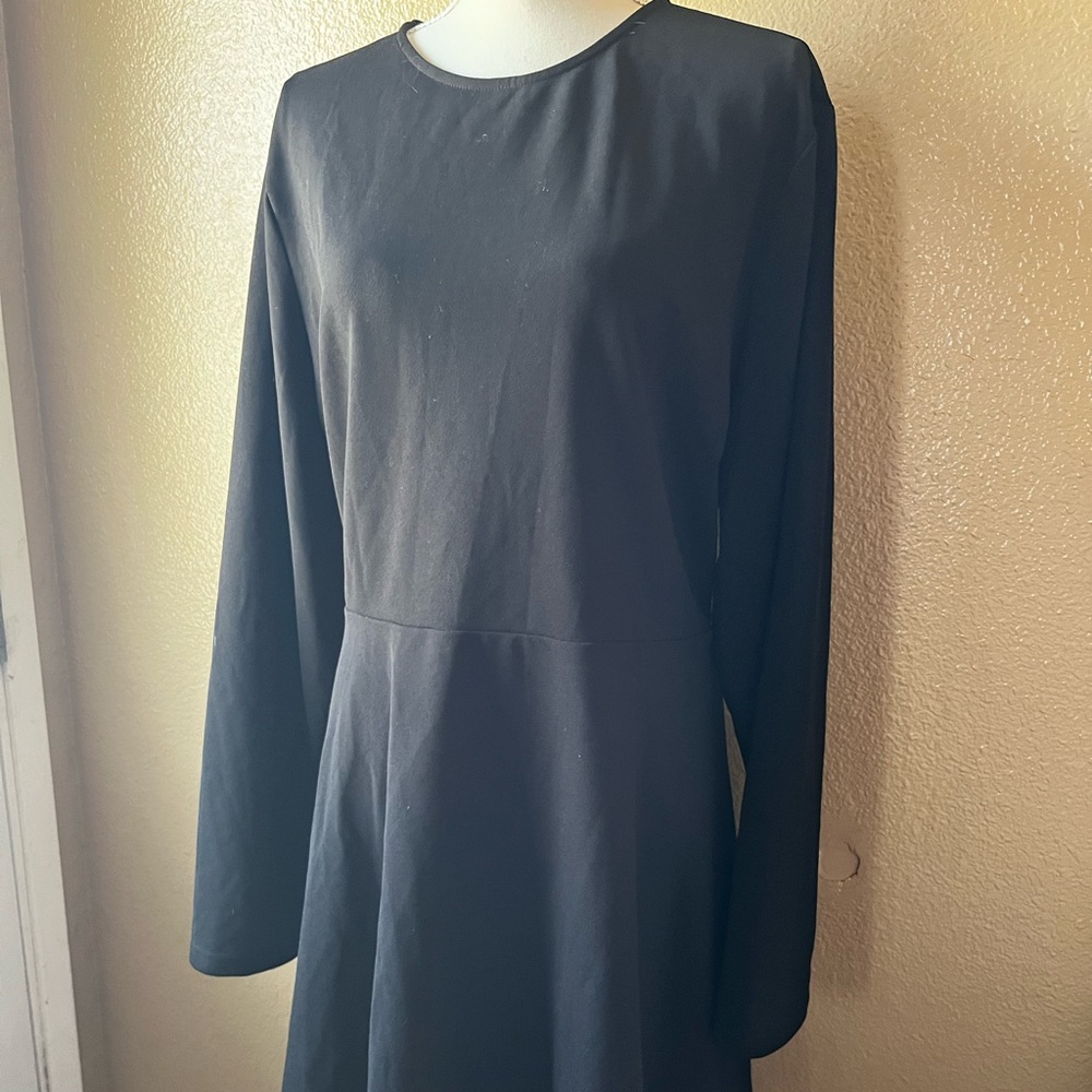 Woman’s Plus Size Black Longsleeve Dress 4X